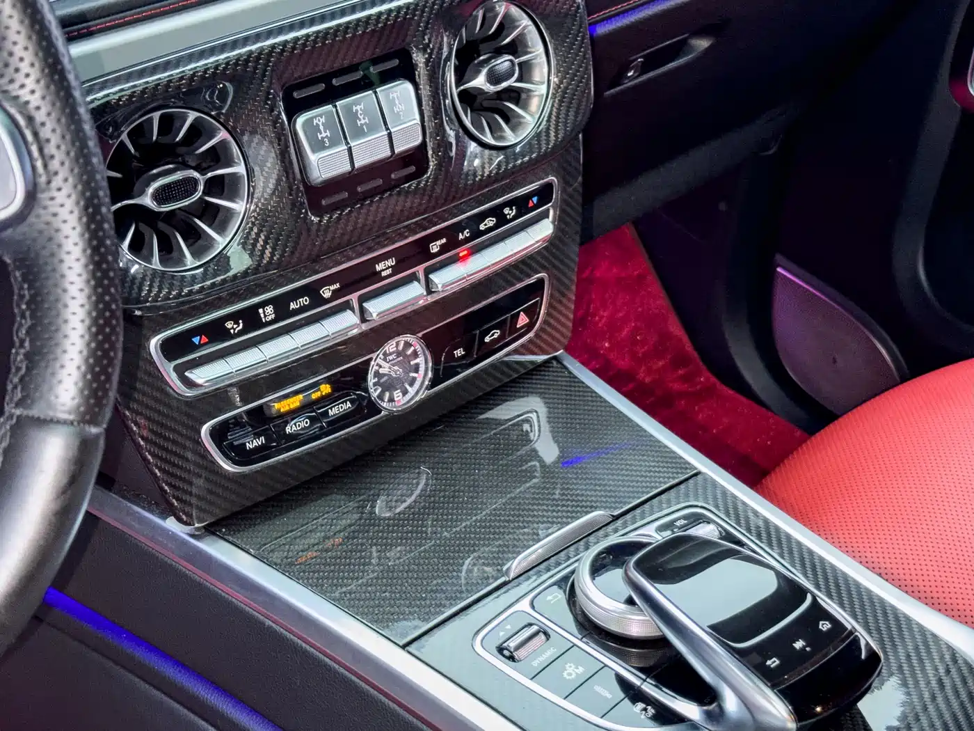 صورة 9 - Mercedes-Benz G-Class AMG