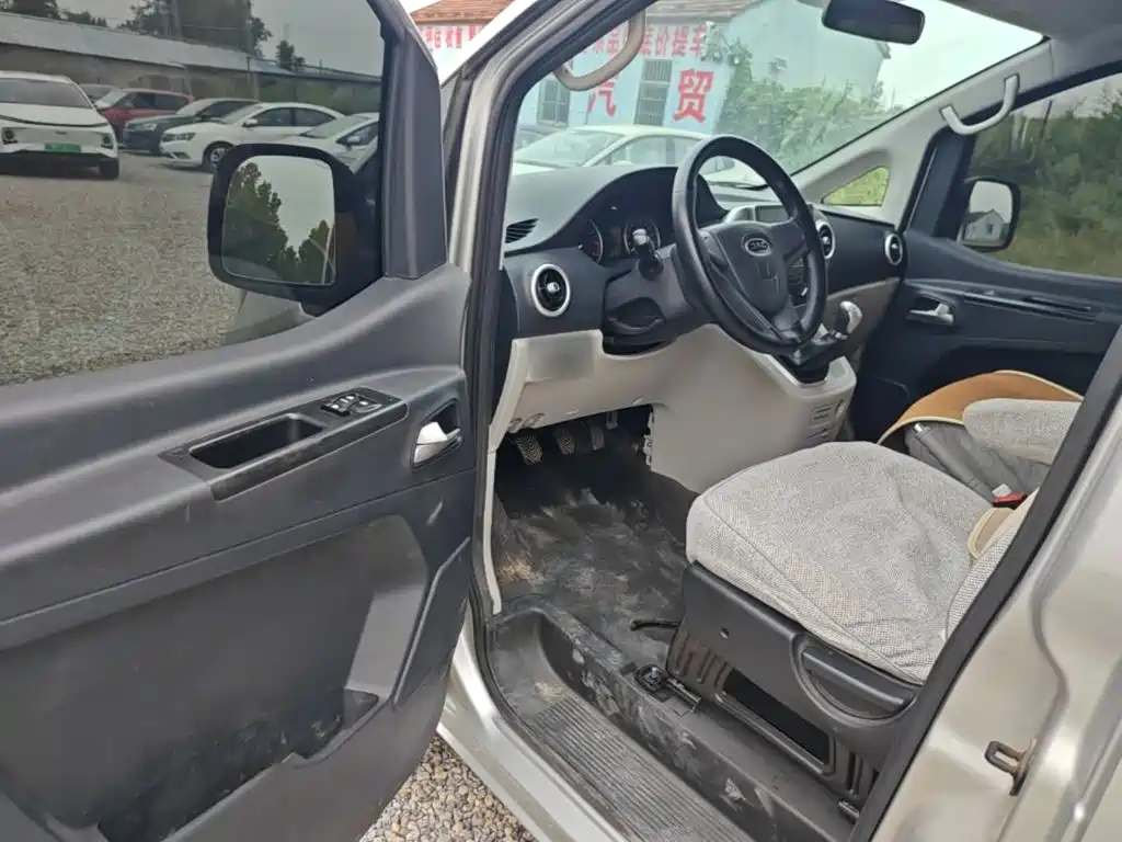JAC Refine M3 2024 2023 PLUS 1.5T Classic 5/7-seater