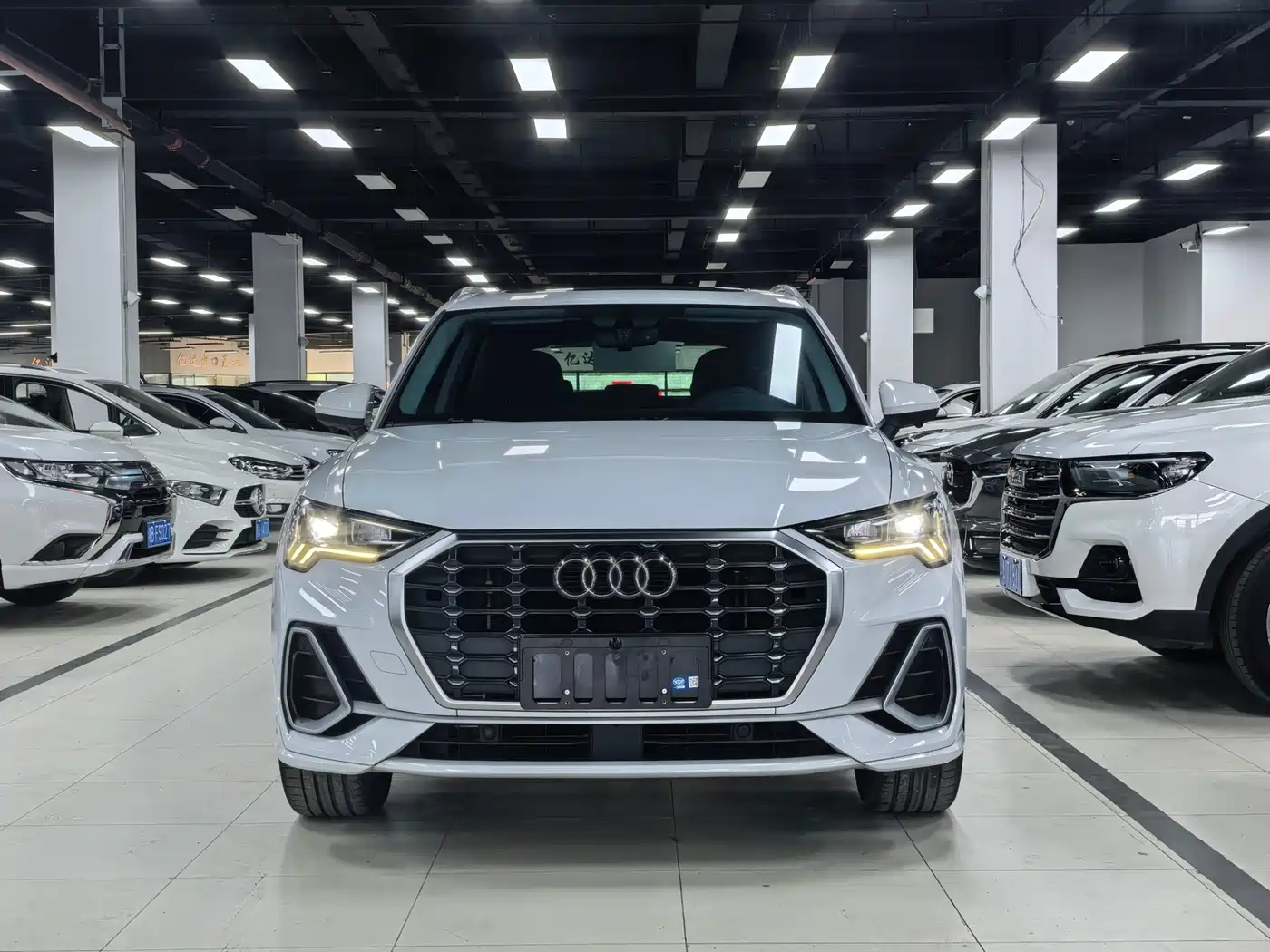 Audi Q3 2023 35 TFSI Fashion Dynamic (1.4T) фото 2