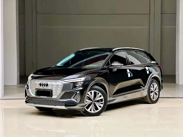 Audi Q5 e-tron 2023