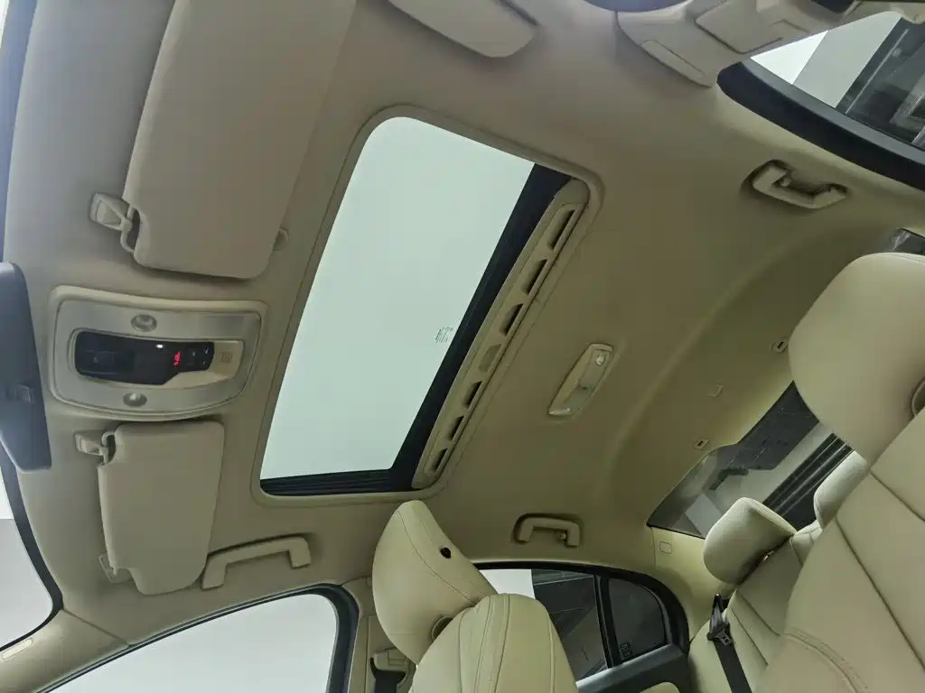 Volvo S60 2014 2014 Volvo S60L 2.0T Zhi Yuan Edition