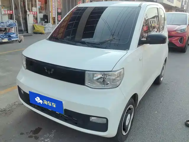 Wuling Hongguang MINI EV Комфорт, литий-железо-фосфатный аккумулятор