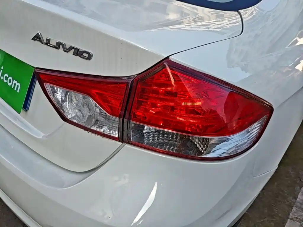 Suzuki Alivio 2016 2015 1.6L Manual Comfort
