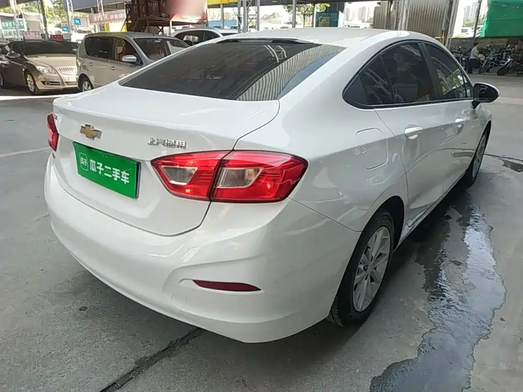Chevrolet Cruze 2018 2018 320 Automatic Pioneer Sunroof Edition