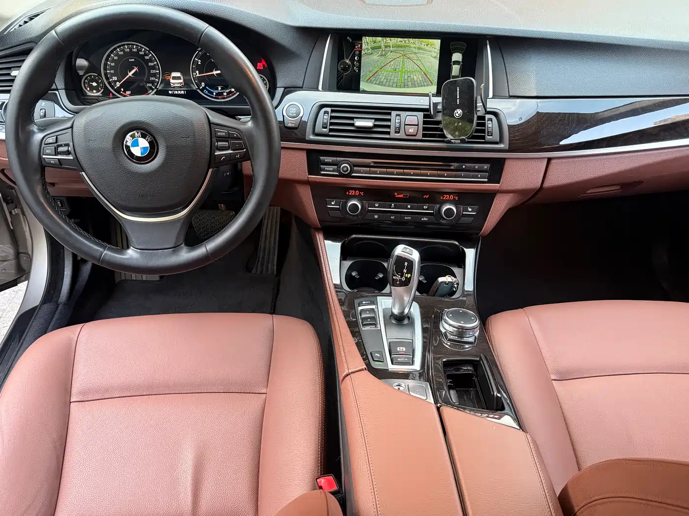 BMW 5 Series 2017 525Li Leading Edition фото 6
