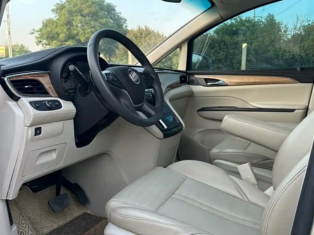 Buick GL8 2017 ES 28T Comfort Type China V фото 8