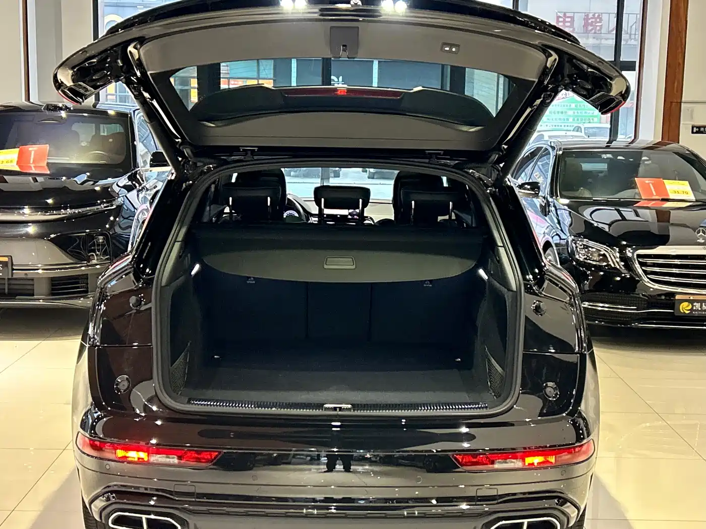 Фото 28 - Audi Q5L