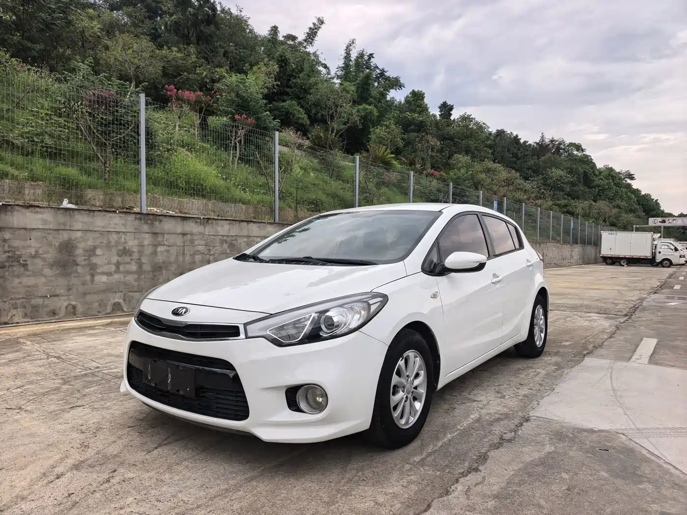 Kia K3S 2015 2014 1.6L Manual GL