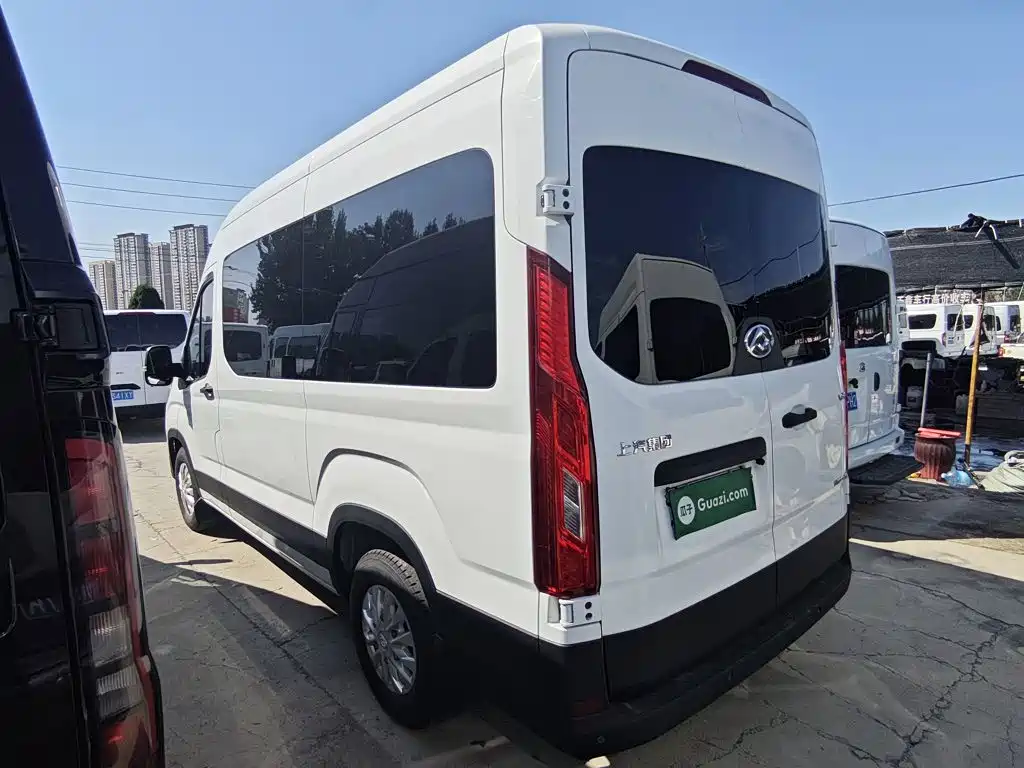 SAIC Maxus Xintu V90 2021 2020 2.0T AMT YunJie Edition FWD Single Rear Tire Long Wheelbase High Roof 7-seater