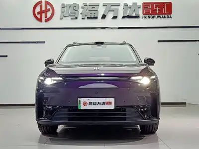 Leapmotor C16