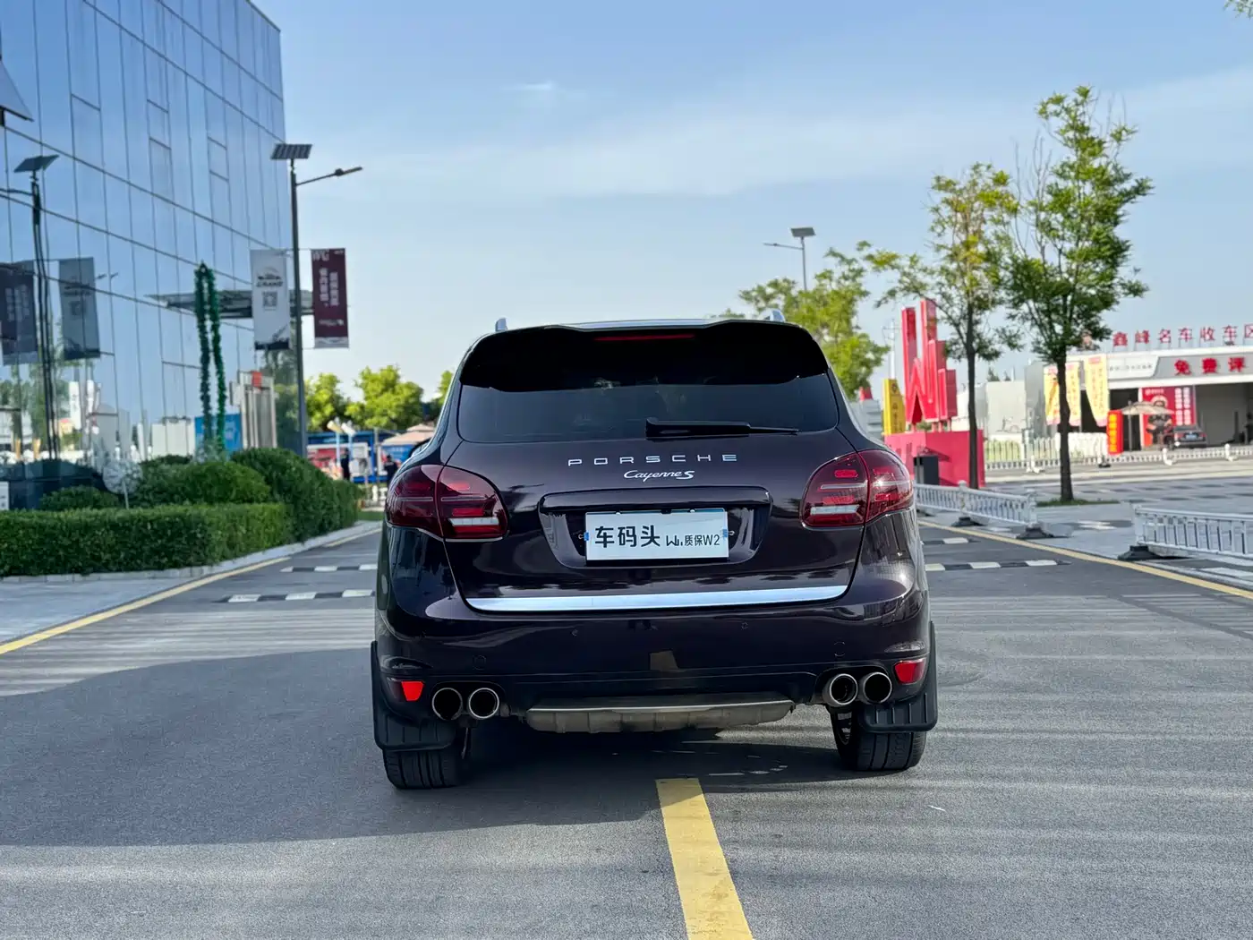 Porsche Cayenne 2011 Cayenne 3.0T фото 8
