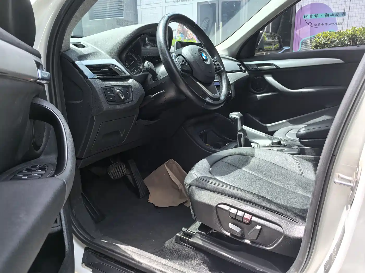 BMW X1 2018 sDrive18Li Premium Model фото 6