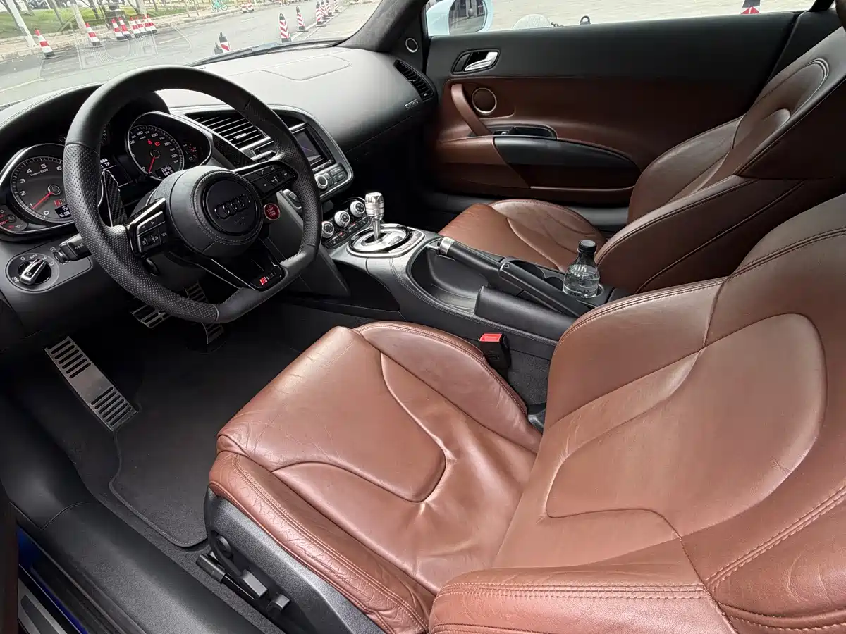 Audi R8 2015 2014 4.2 FSI quattro