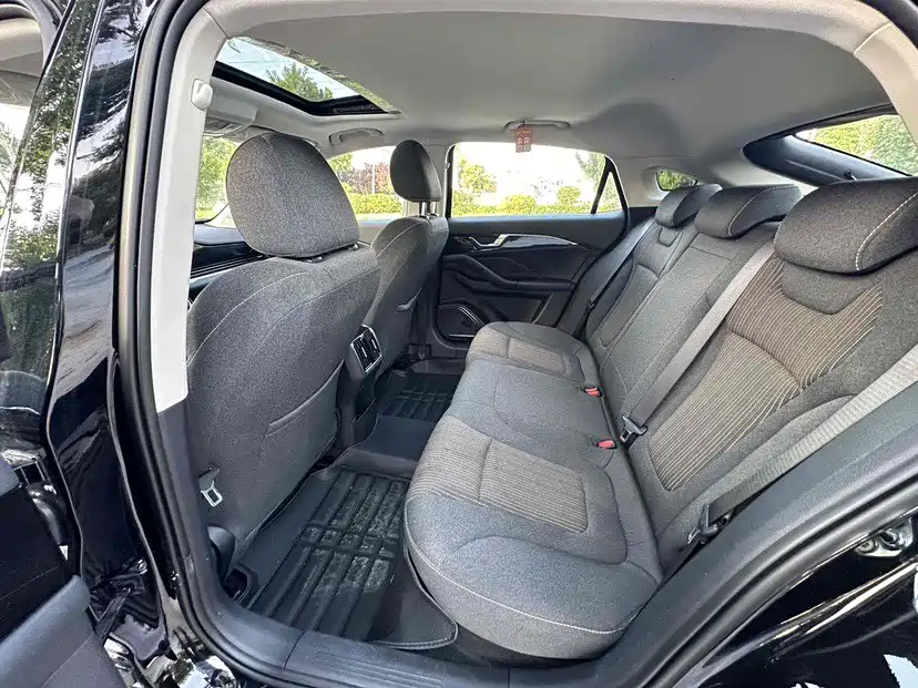Photo 6 - Besturn B70