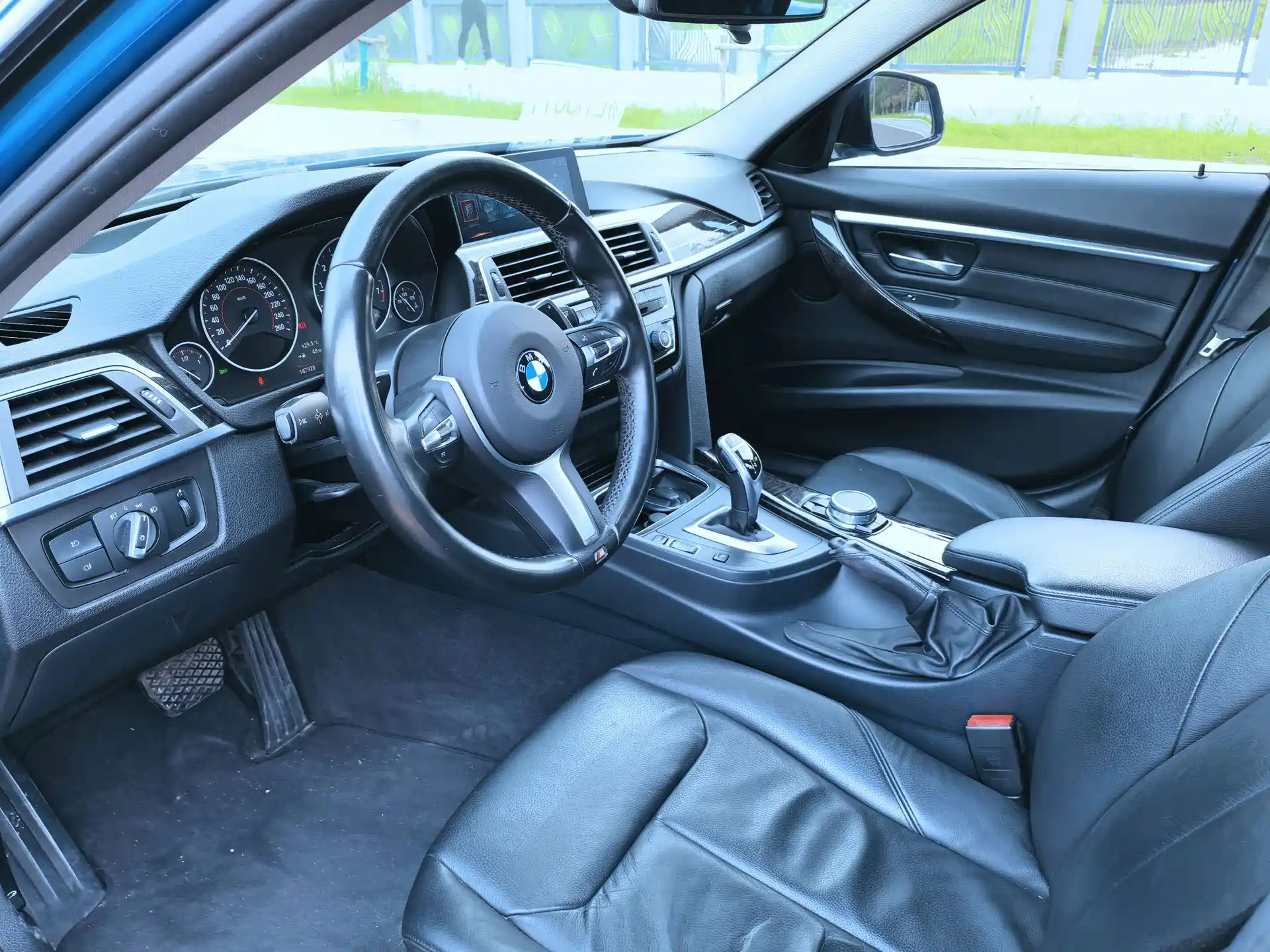 Фото 4 - BMW 3 Series