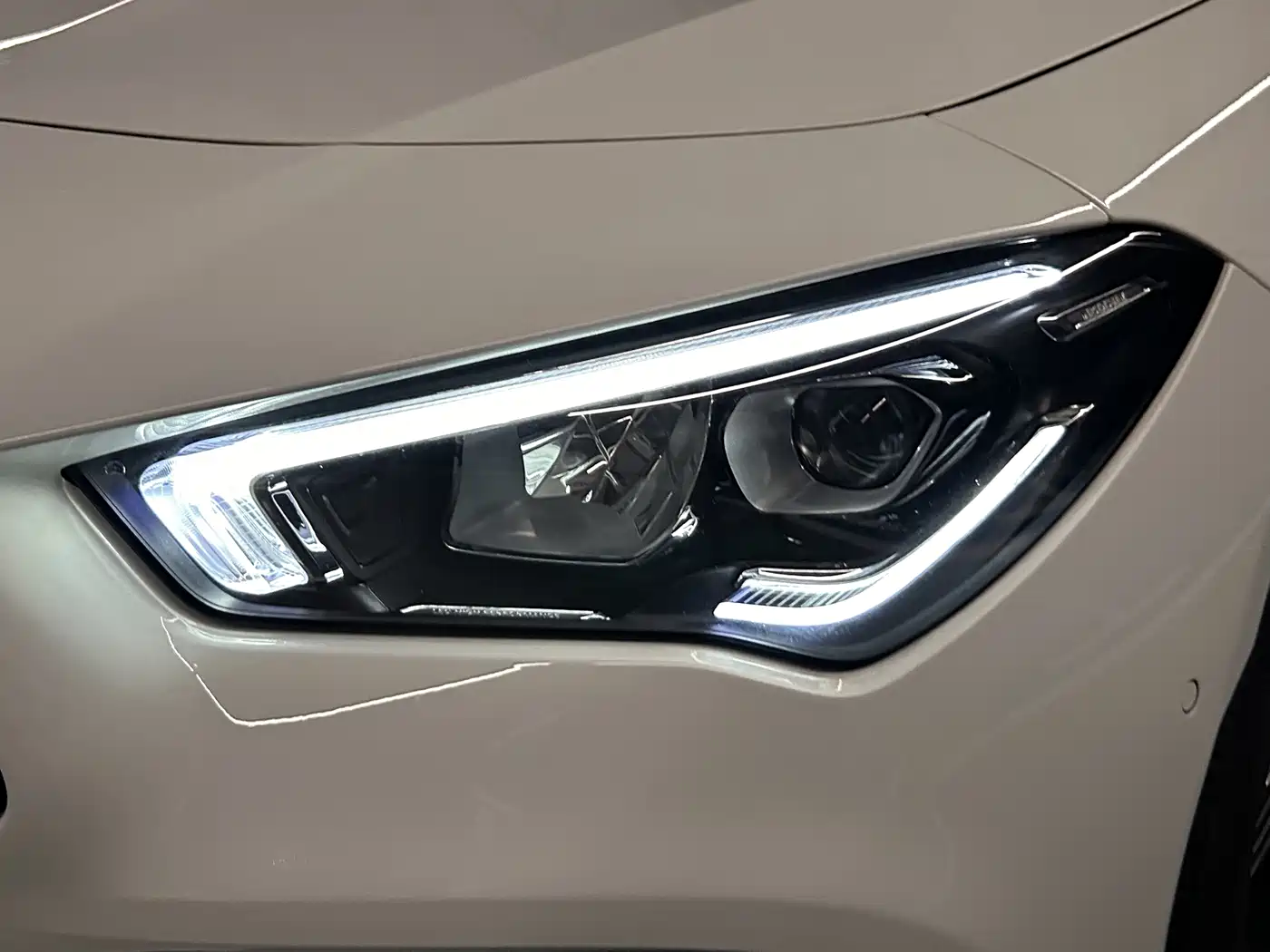 Mercedes-Benz CLA (Import) 2020 2020 CLA 260 4MATIC