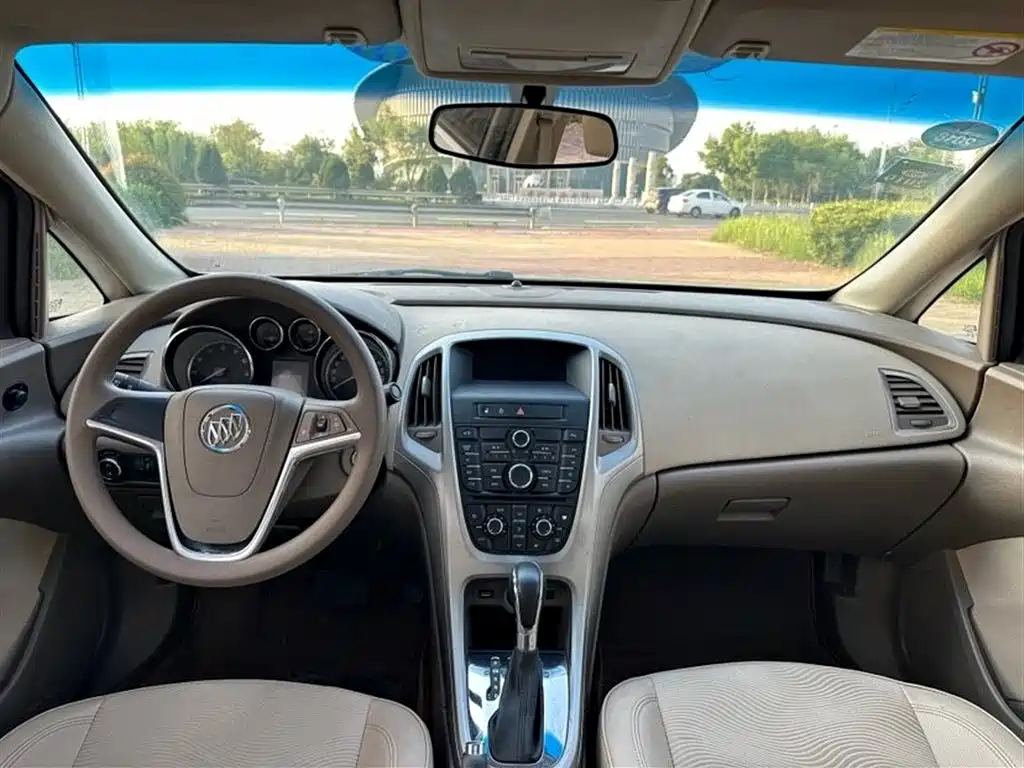 Buick Excelle 2013 GT 1.6L Automatic Fashion Edition фото 9