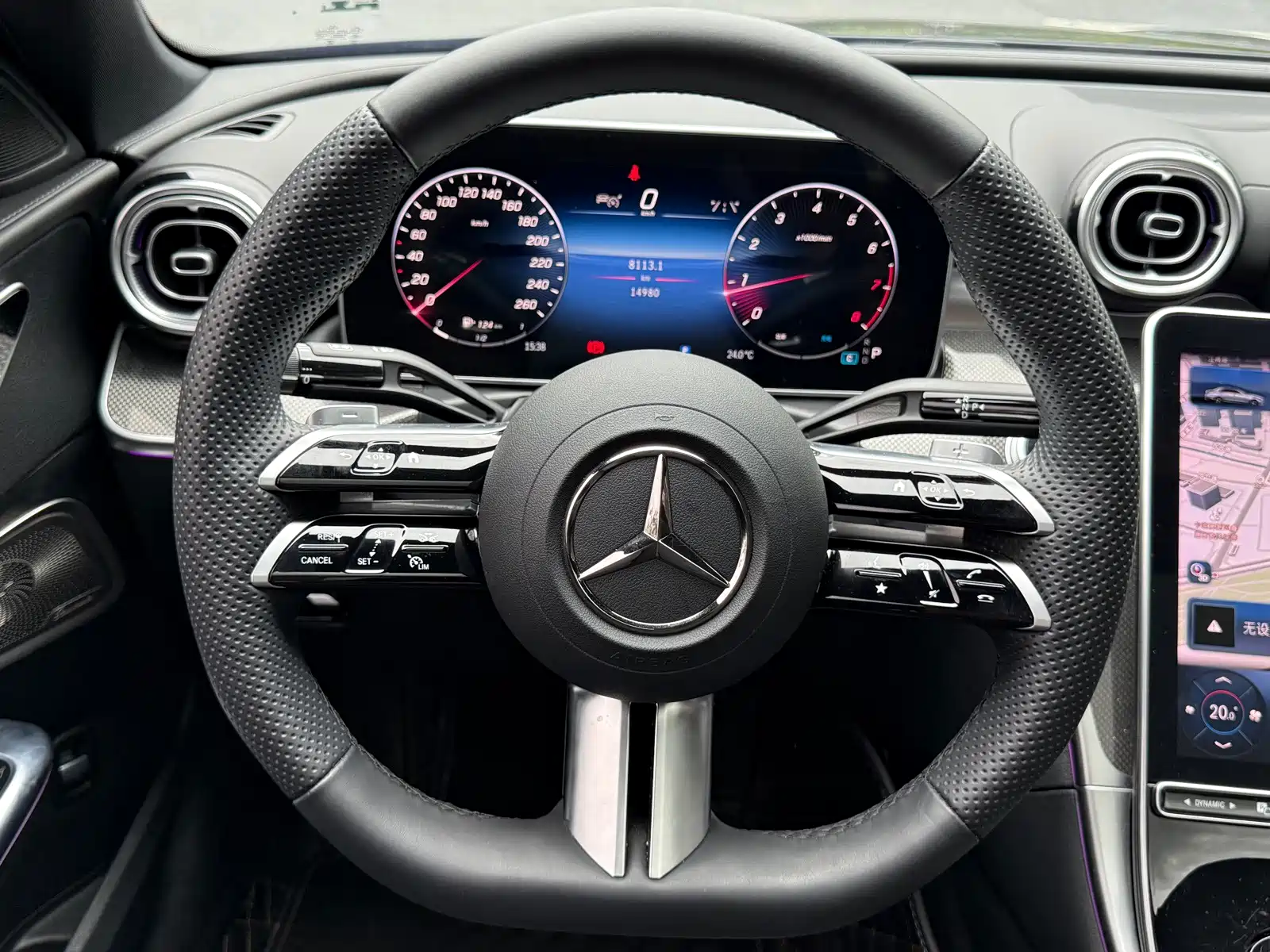 Фото 15 - Mercedes-Benz C-Class