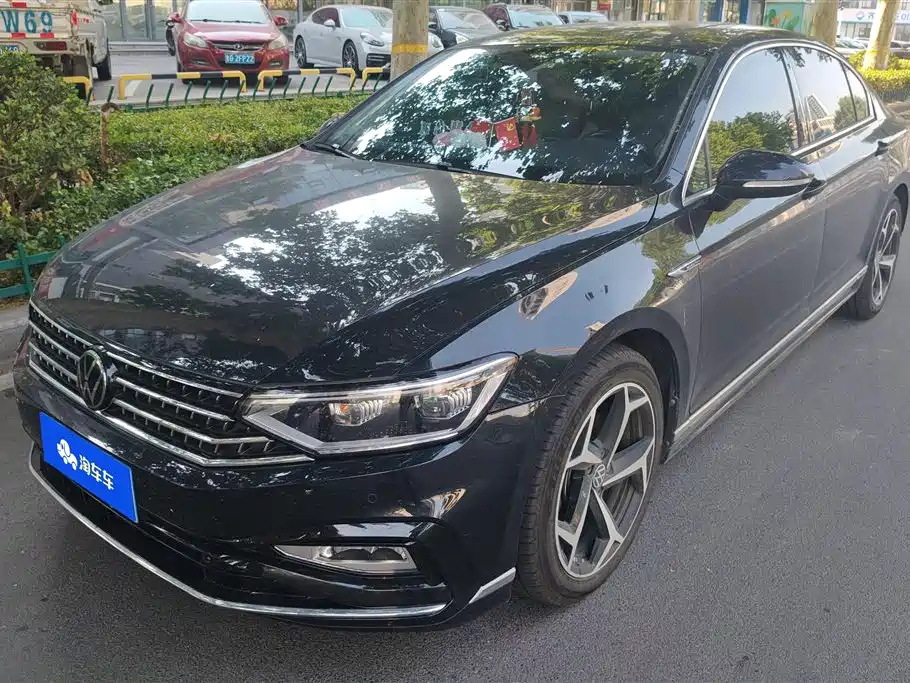 Volkswagen Magotan 2023 Model 2 Million Commemorative Edition 330TSI DSG Luxury