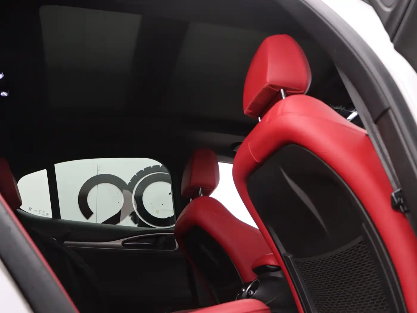 Alfa Romeo Stelvio 2024 2023 2.0T 280HP Veloce Track Edition