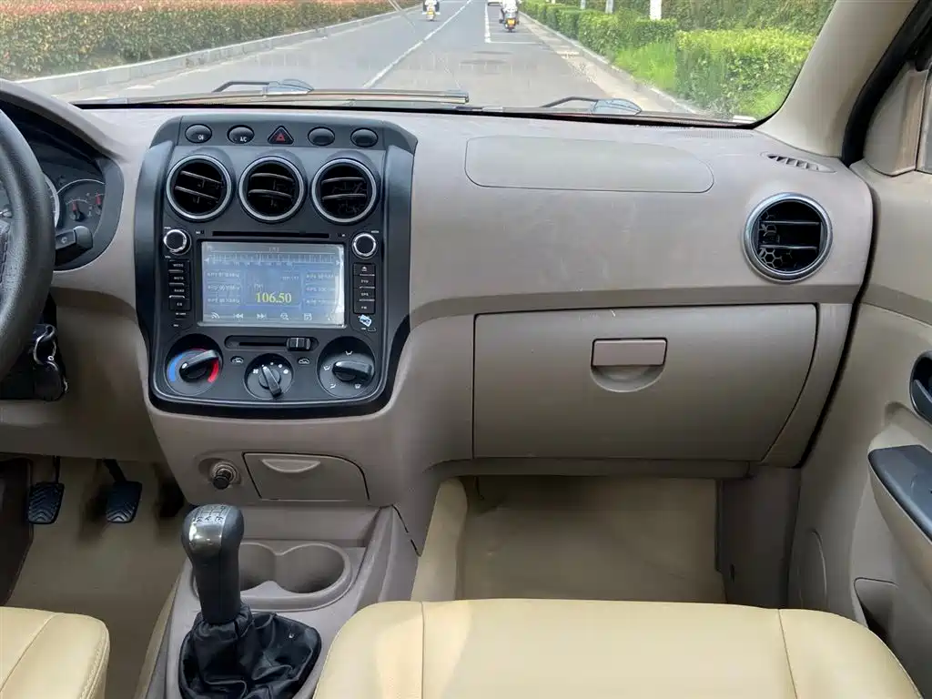 Wuling Motors Wuling Hongguang 2014 2014 1.5L Standard