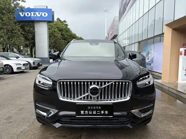 Volvo XC90 2024 B5 Smart Luxury 5-Seater — фото 2
