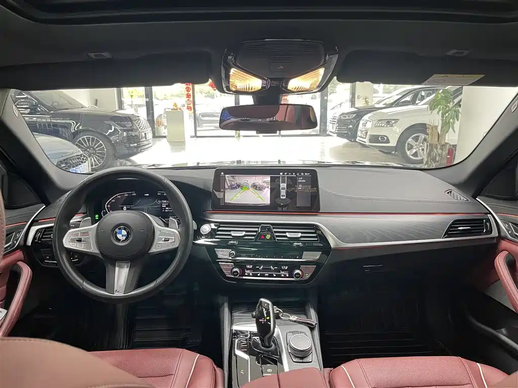 BMW 5 Series 2023 530Li Leading M Sport Package фото 11