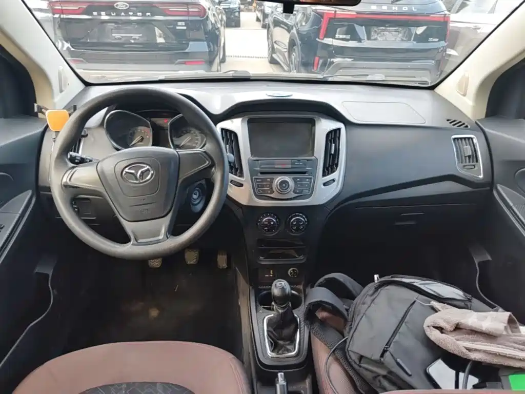 Weichai Yingzhi Enranger G3 2016 2014 1.5L Manual Elegance Edition