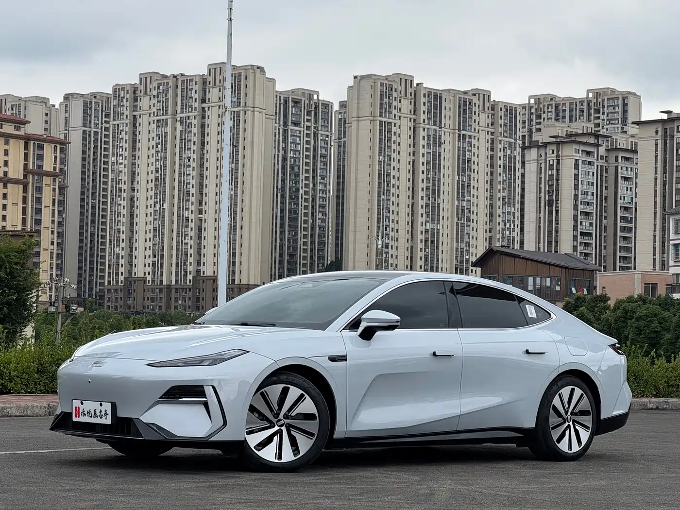 Geely Galaxy Galaxy E8 2024 2024 550km RWD MAX