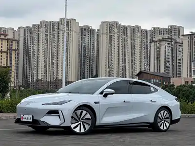 Geely Galaxy E8