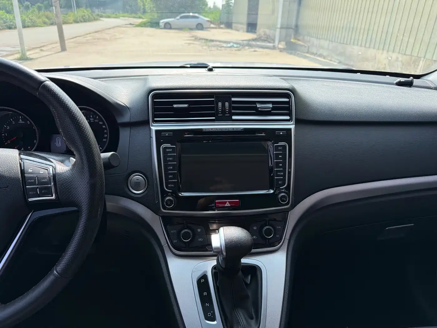 Haval M6 2018 2018 Facelift 1.5T DCT 2WD Elite Edition