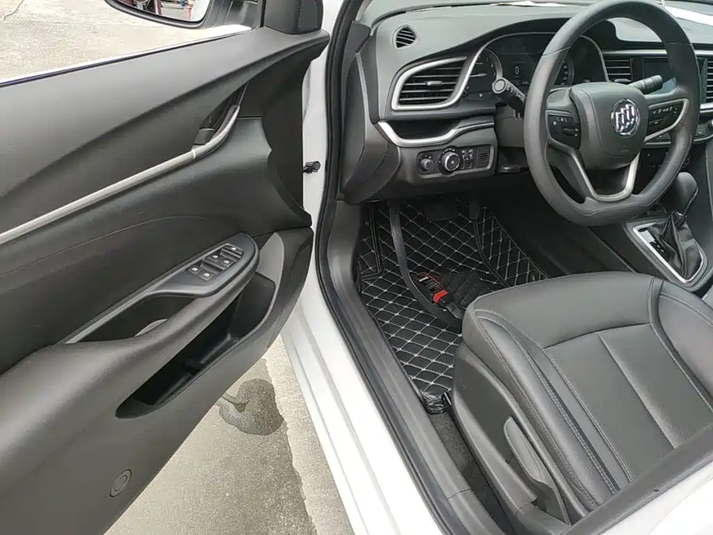Фото 16 - Buick Excelle