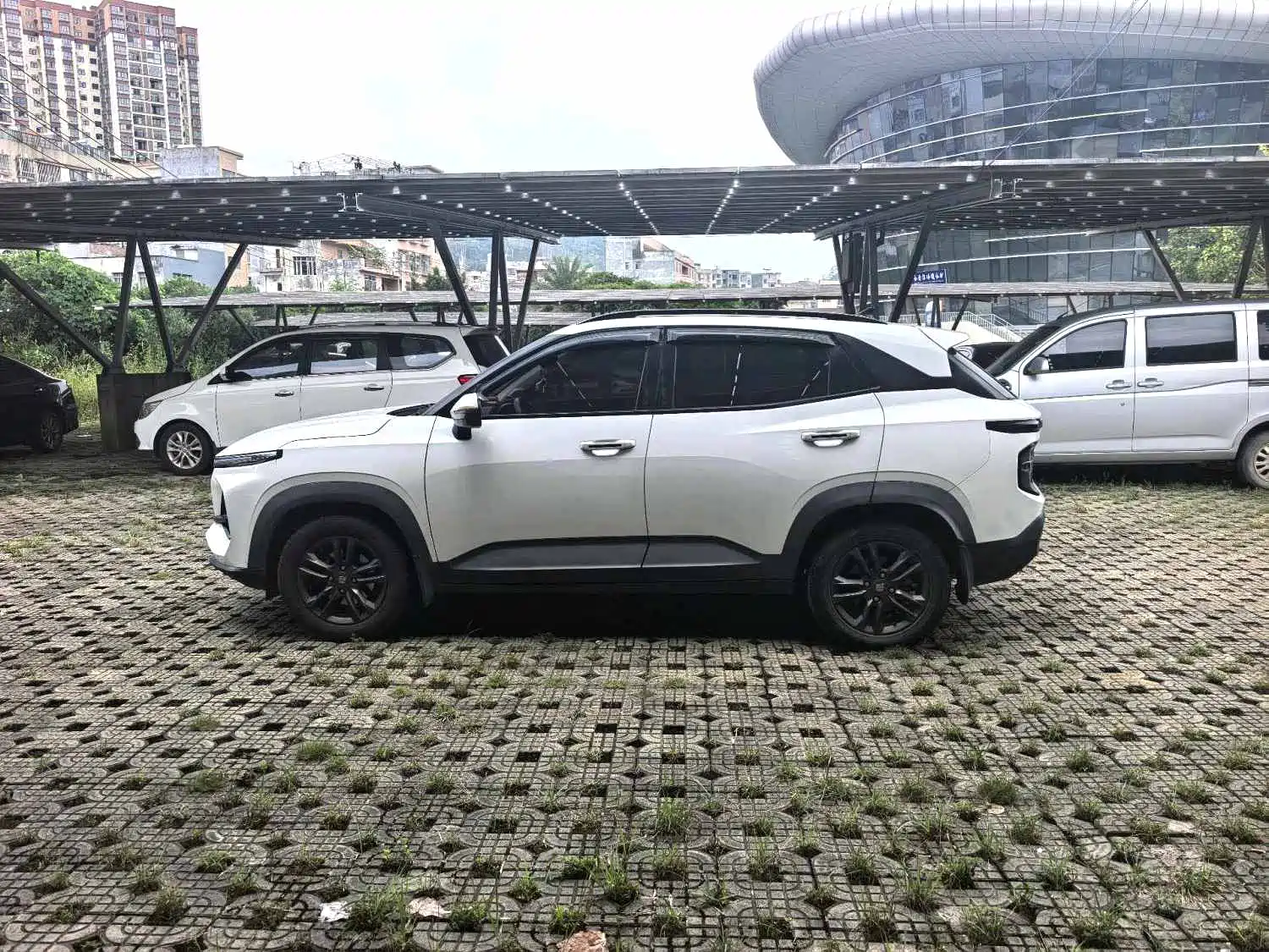 Фото 7 - Baojun RS-3