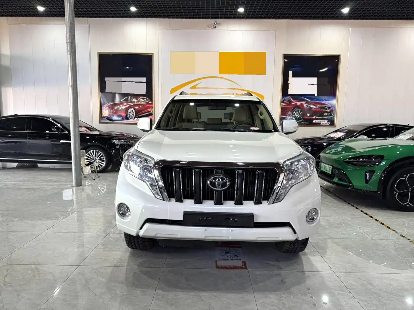 Toyota Prado (Import) 2014 2.7L Automatic Standard Edition фото 2