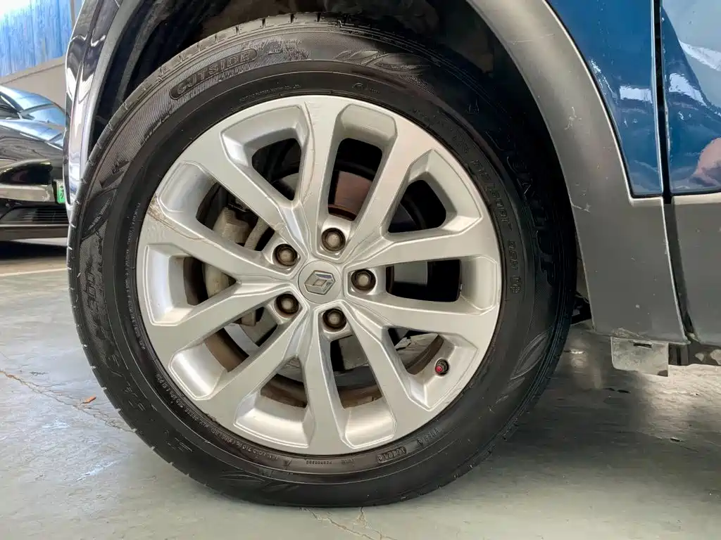 Renault Kadjar 2017 2016 2.0L 2WD Leading