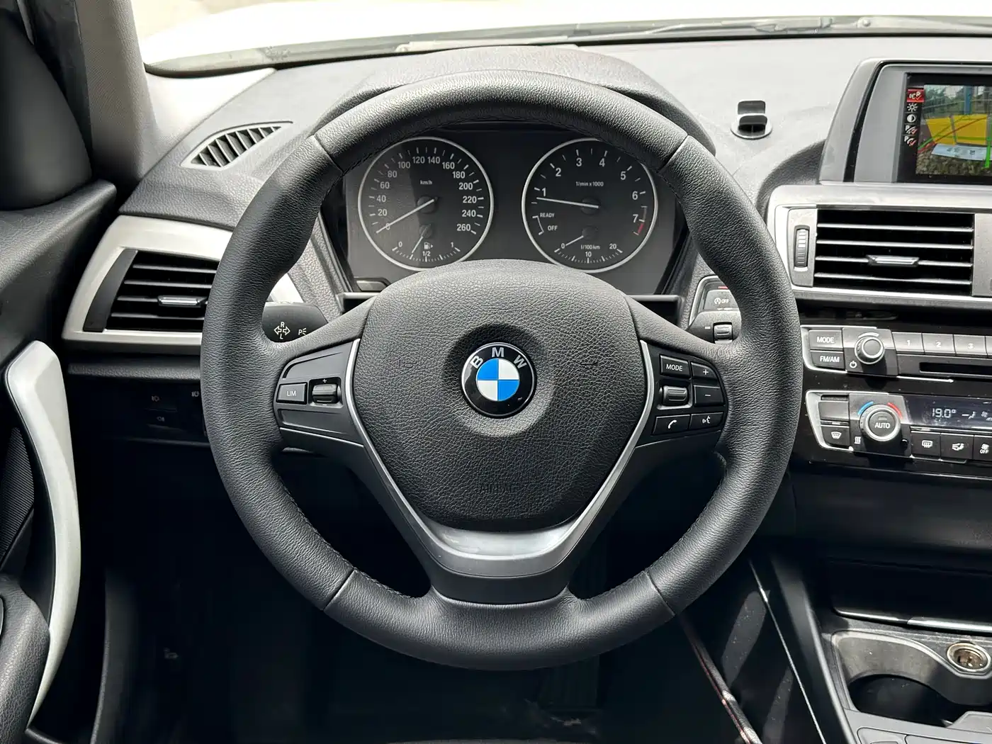 BMW 1 Series (Import) 2016 120i Sport Design Package фото 13