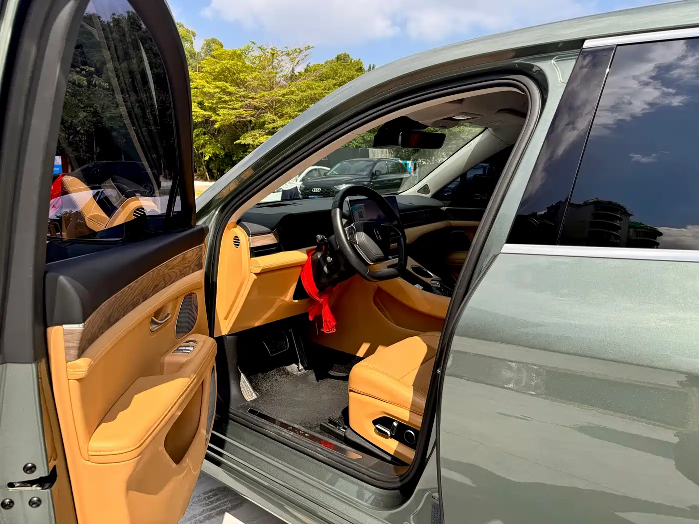 AITO Wenjie AITO M5 2022 Extended Range RWD Standard фото 4