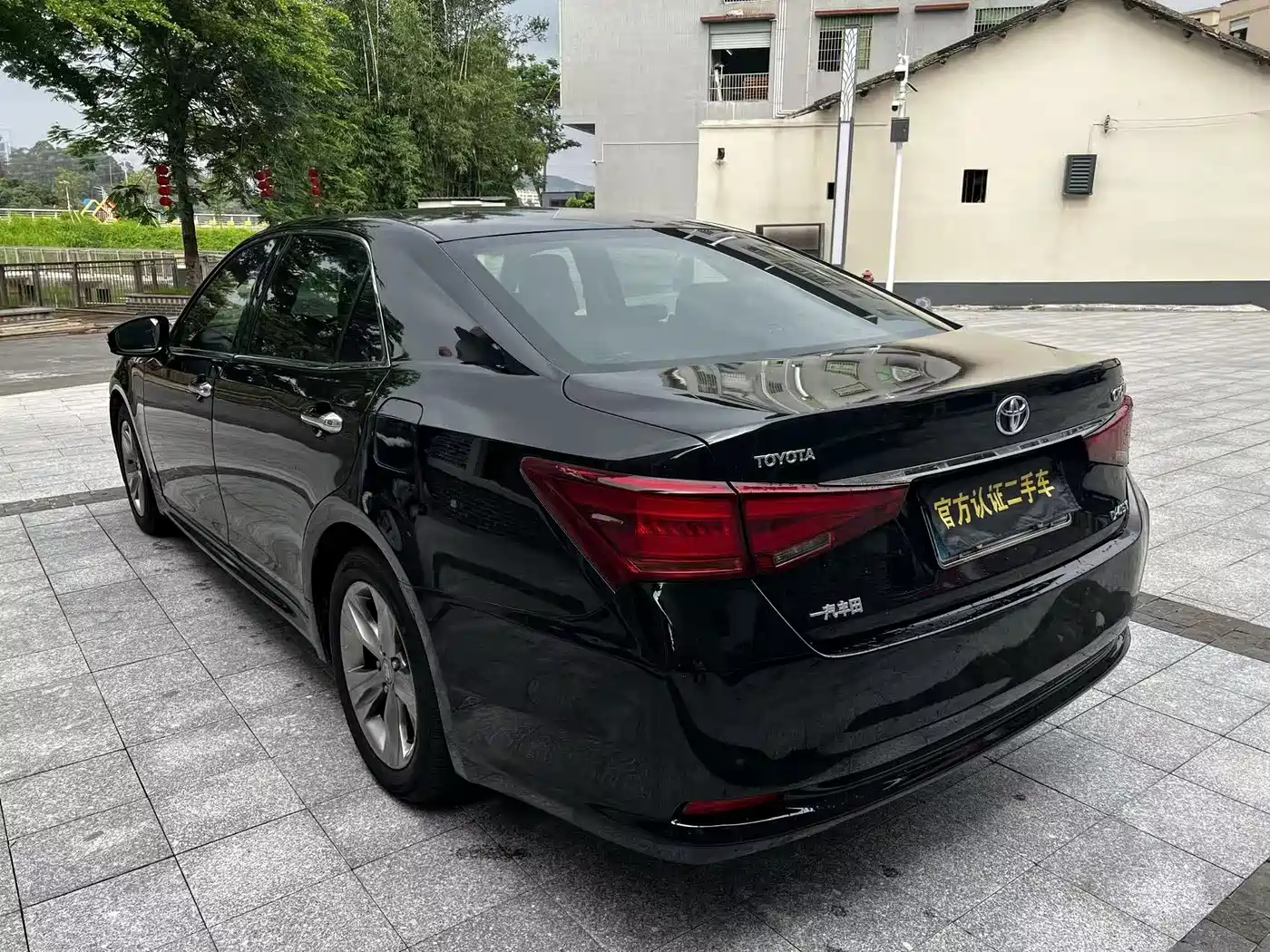 Toyota Crown 2015 2.0T Fashion фото 6