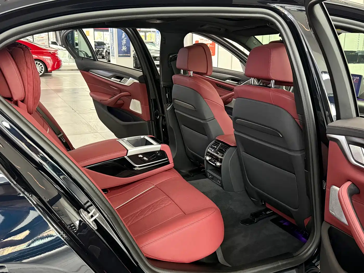 BMW 5 Series, миниатюра 10