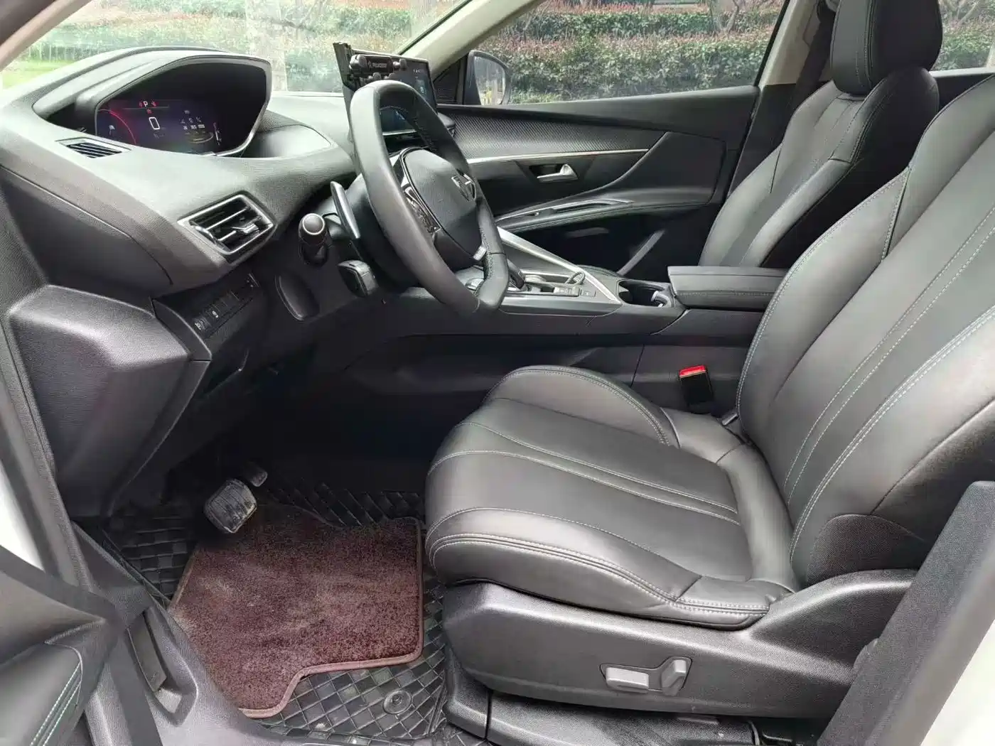 2023 Peugeot 5008