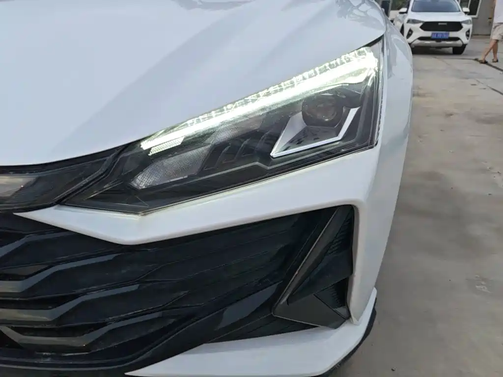 Dongfeng Aeolus Yixuan 2025 2025 1.5L Auto Luxury