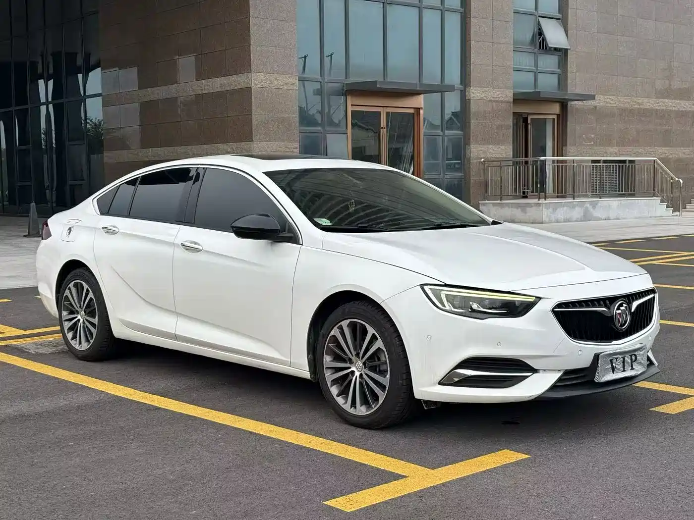 صورة 3 - Buick Regal