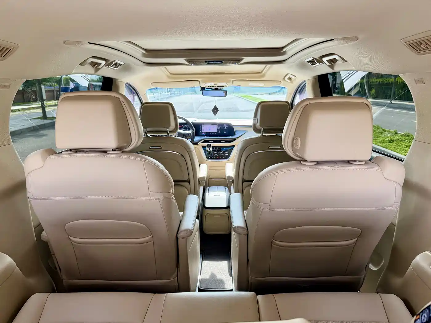 Buick GL8 2022 ES Landmark 653T Smart Luxury фото 19