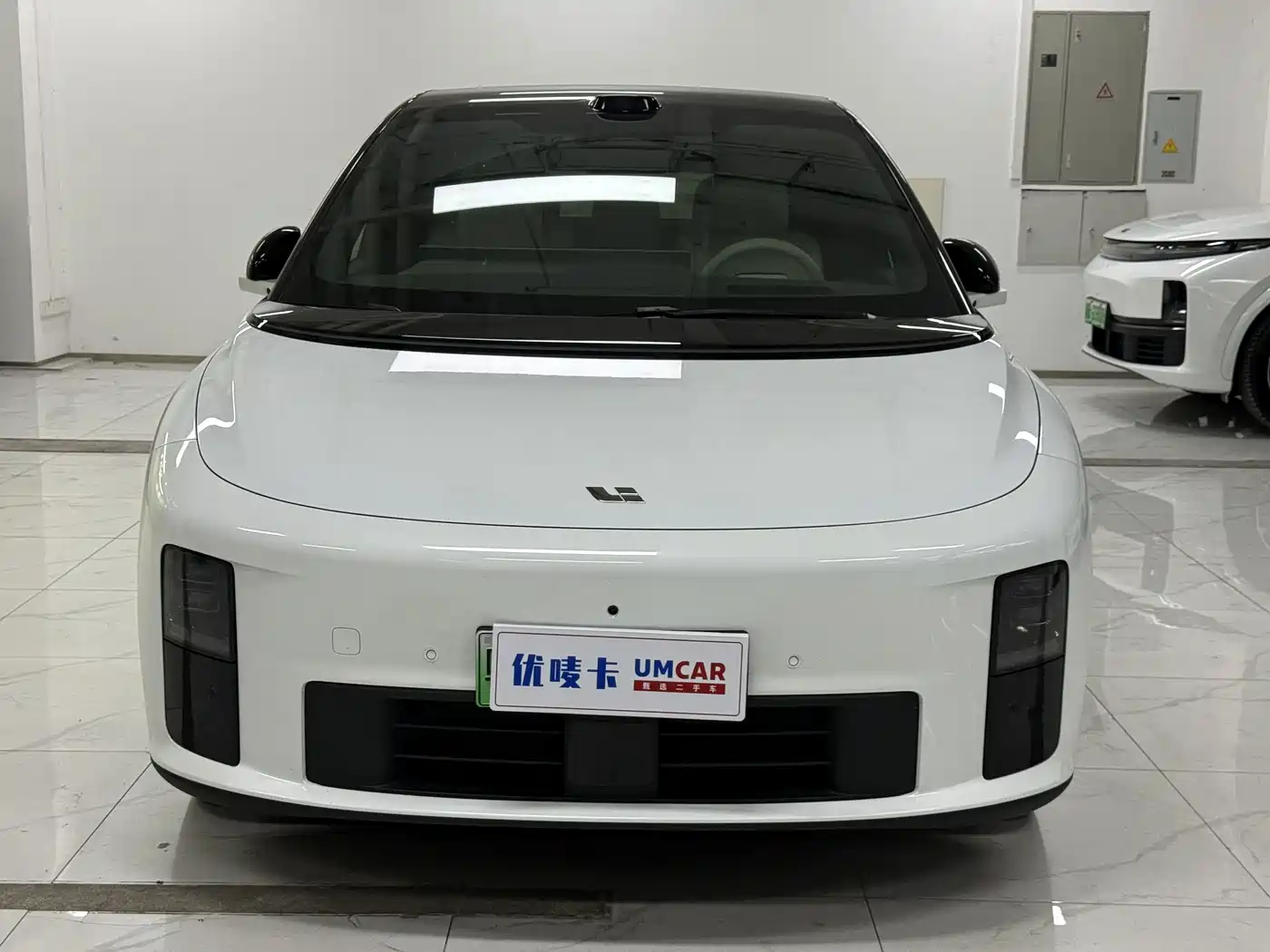 Li Auto i6 2025 2025 4WD Base Model
