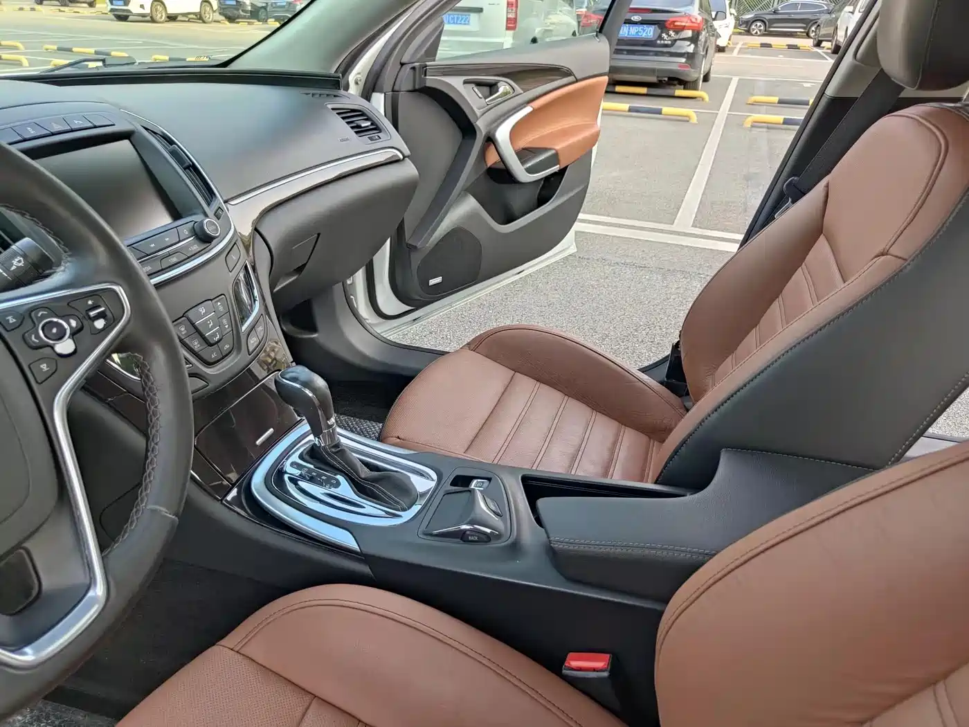 Buick Regal 2014 GS 2.0T Passion Sport Edition фото 8