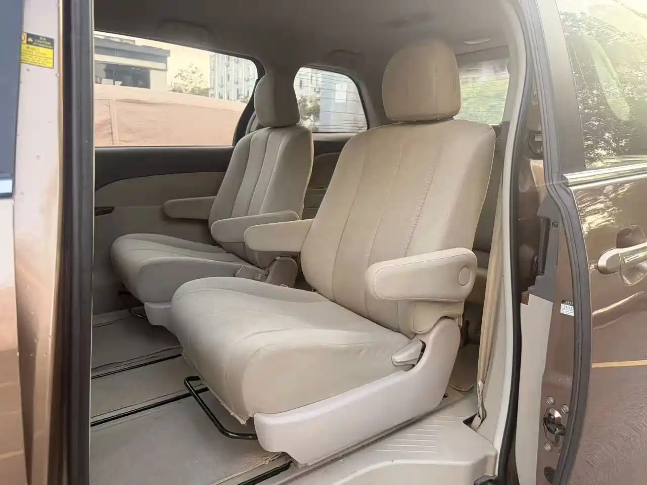 BYD M6 2015 2013 2.0L Manual Comfort