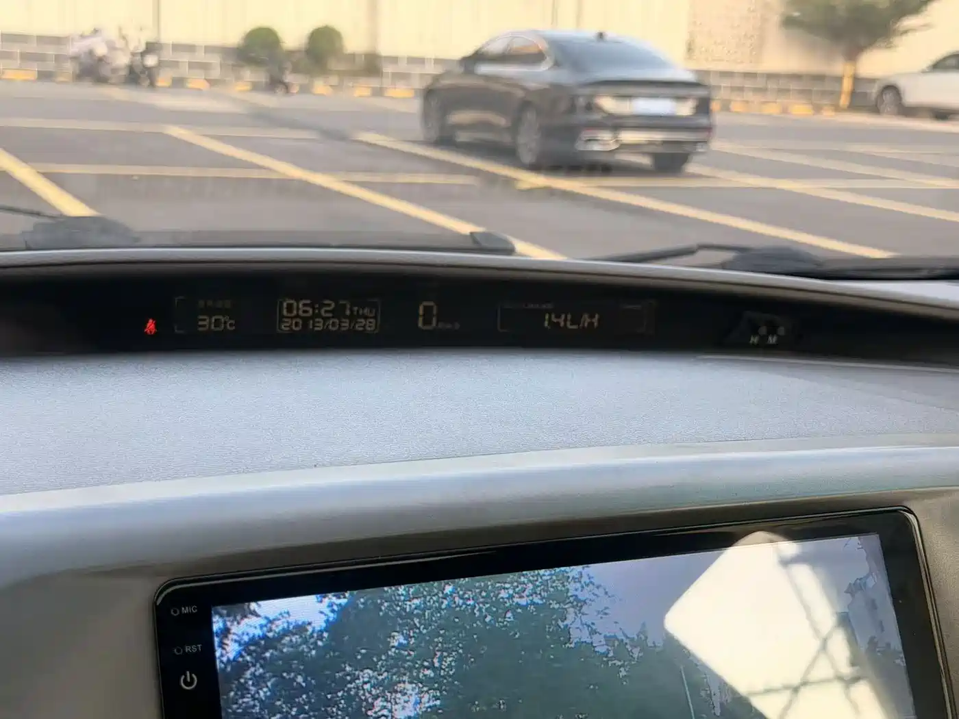 BYD M6 2015 2013 2.0L Manual Comfort