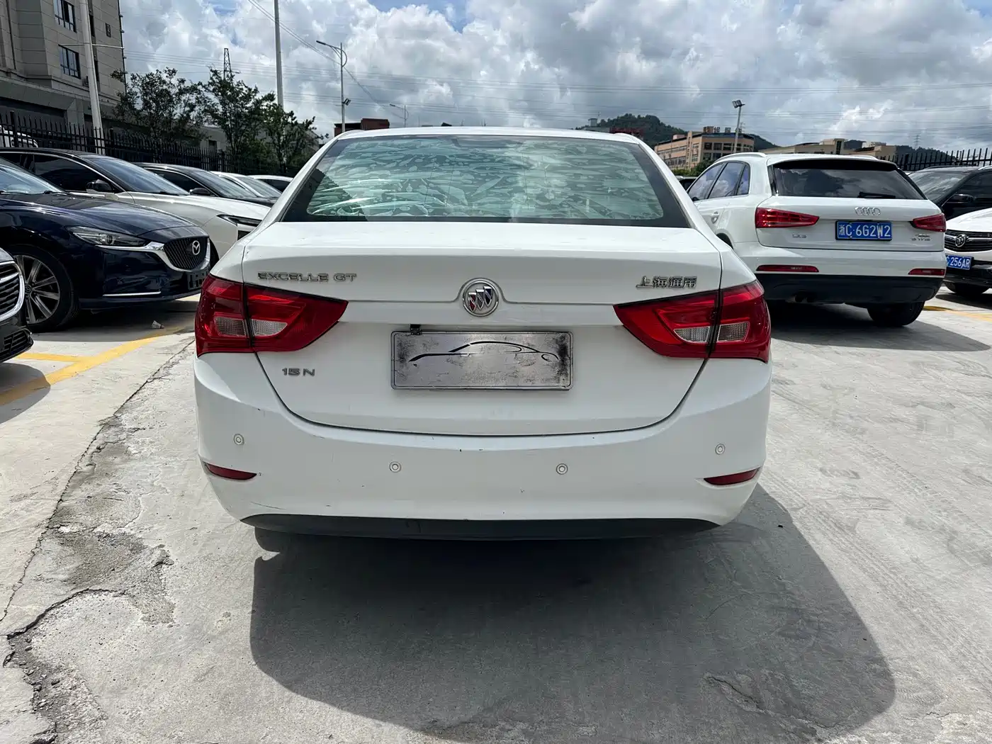 Фото 20 - Buick Excelle