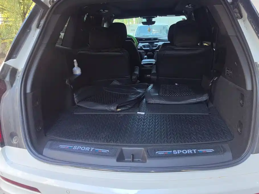 Cadillac XT6 2024 2022 2.0T 6-Seater 4WD Luxury Edition