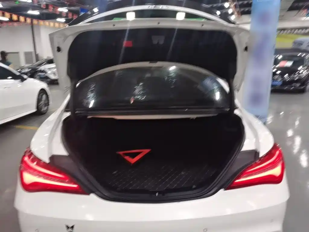 Mercedes-Benz CLA (Import) 2018 2017 Facelift CLA 200 Style